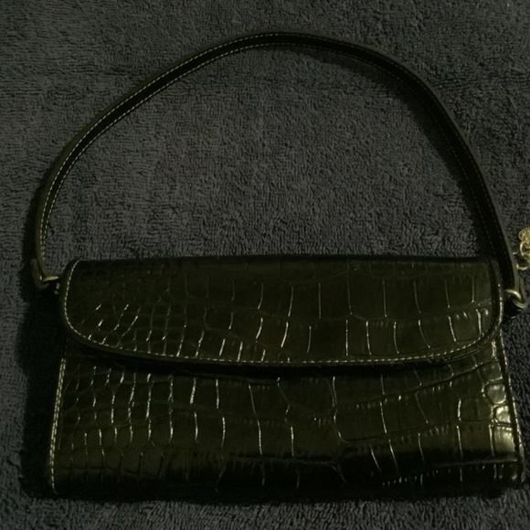 Liz Claiborne Black Small Purse - Picture 2 of 4